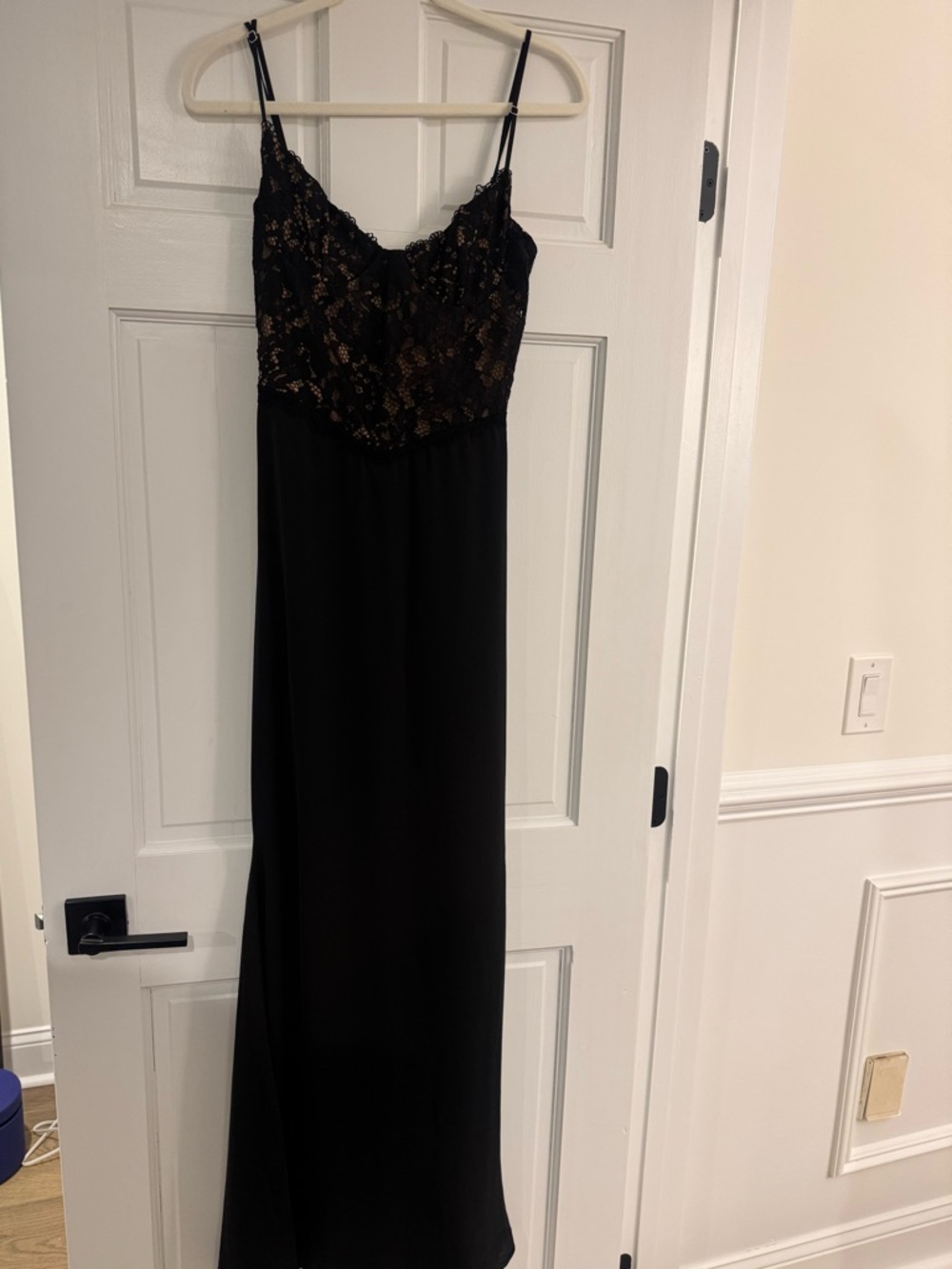 House of CB Black Lace Bustier Mermaid Gown - Picture 5 of 5